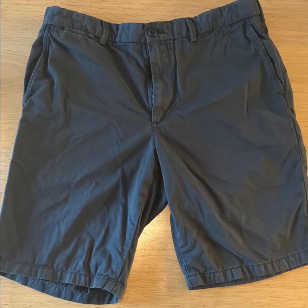 Men's dark Gray Shorts